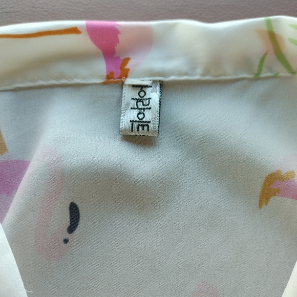 Flamingo Tie-Front Button-Up Blouse - White and Pink - Size Small - Picture 6 of 6
